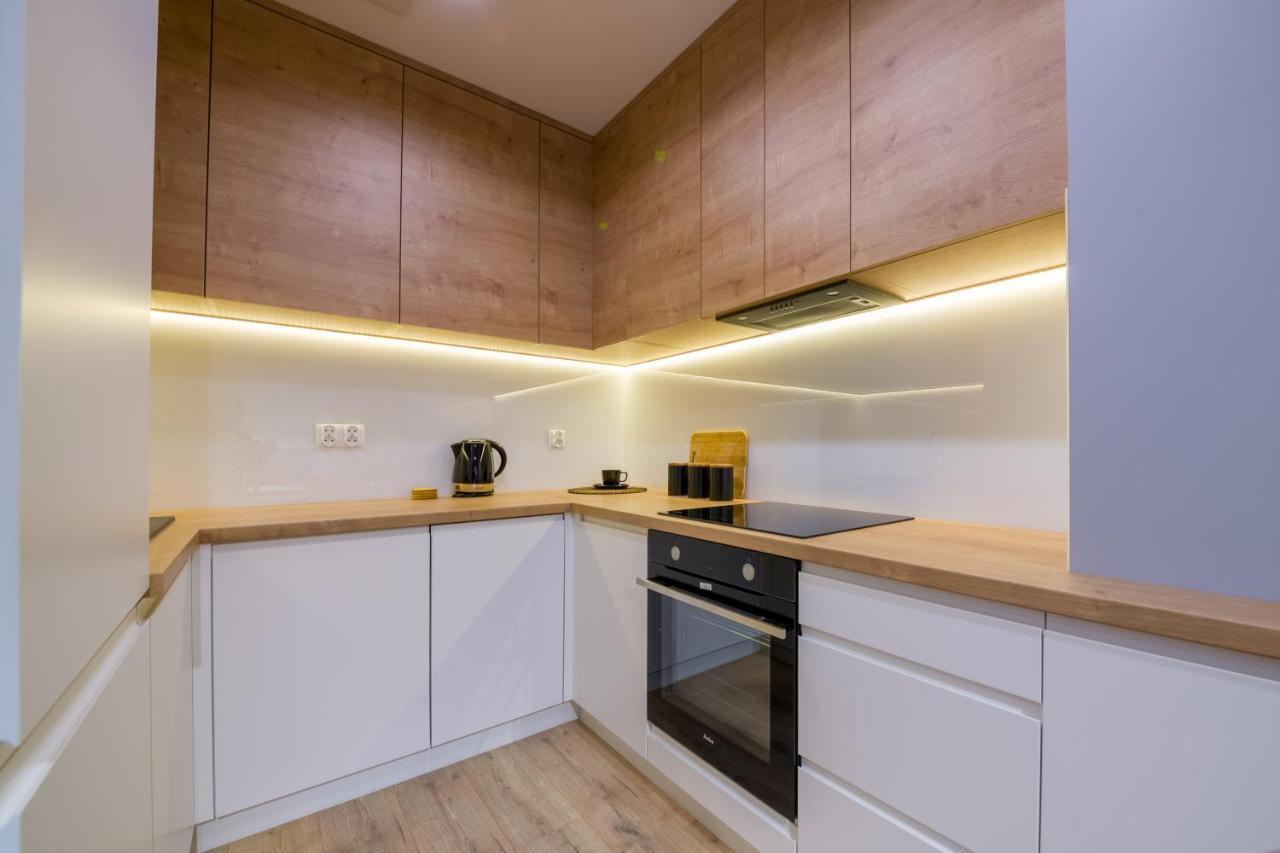 Apartament Przy Fabrycznym Łódź Exteriör bild